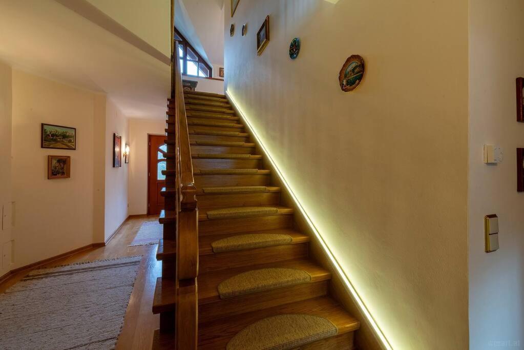 Luxus Alpenparadies Nahe Salzburg Sauna & Whirlpool Adnet Exterior photo