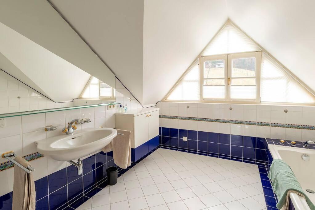 Luxus Alpenparadies Nahe Salzburg Sauna & Whirlpool Adnet Exterior photo